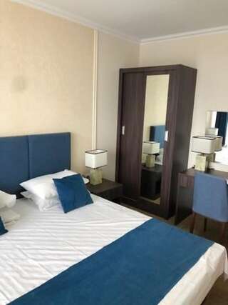 Апарт-отели Aparthotel Poseidon Солнечный Берег Апартаменты с видом на бассейн-3